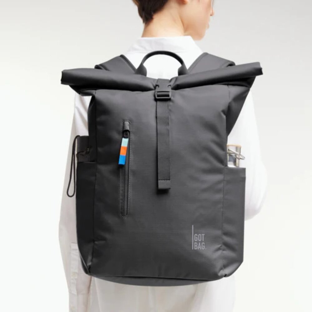 GOT BAG. ROLLTOP EASY grey/shark backpack made of recycled plastic
